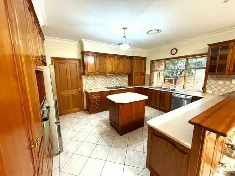 House For Rent in Griffith City Council, New South Wales