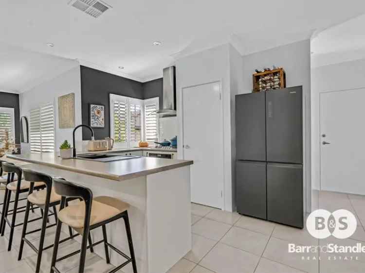 4 Bedroom 2 Bathroom Unit Mossop Street No Strata Fees