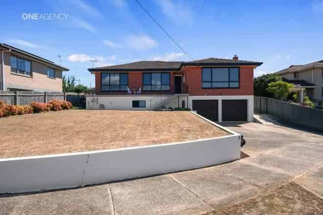 House For Sale , Devonport, Tasmania