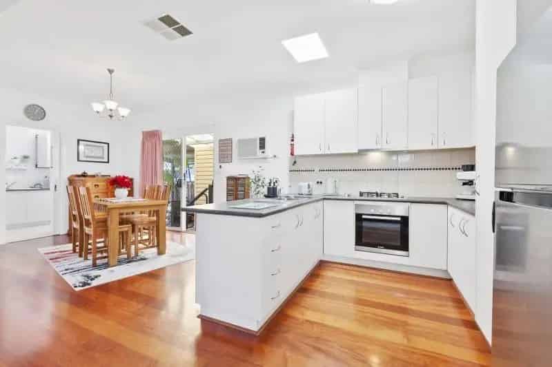 House For Sale , 2A, Railway Avenue, Melbourne, Victoria