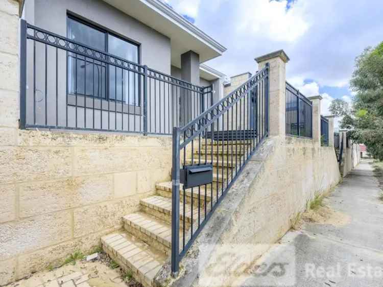 3 Bed 2 Bath Home in Cassia North Estate