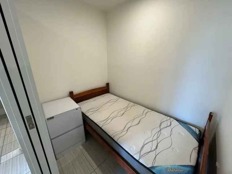 Furnished Burwood Apartment Near Train Station