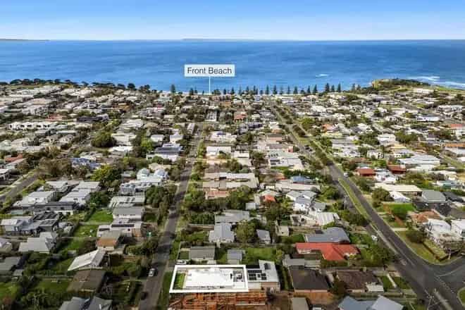 House For Sale , 33, Beales Street, Torquay, Victoria