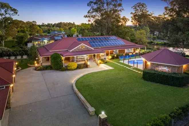 Timeless Elegance 40 Grays Lane Luxurious Home Triple Garage Double Carport