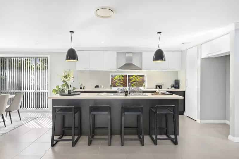 Real Estate For Lease - 7 Smith Street - Oran Park , NSW