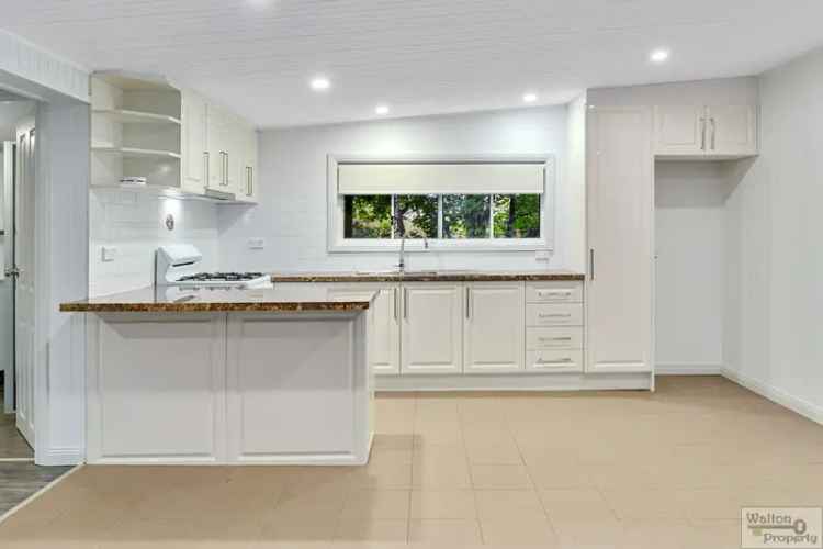 Granny Flat for Lease - 2 Bed, Modern Kitchen, Large Pergola