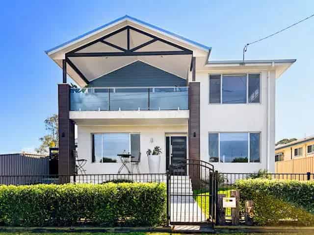 Coastal Living Meets Modern Comfort