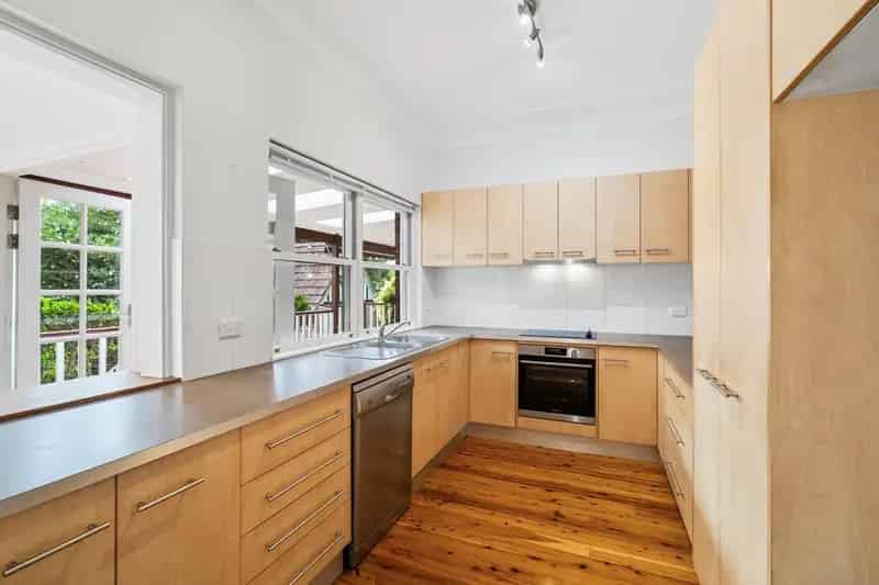 Real Estate For Sale - 738 Pacific Highway - Narara , NSW