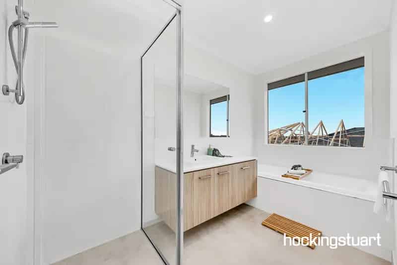 House For Sale , 12, Driftwood Place, Melbourne, Victoria