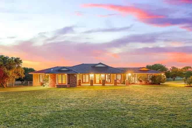 Land For Sale , Tamworth, New South Wales