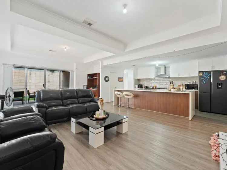 House For Sale in City of Kwinana, Western Australia