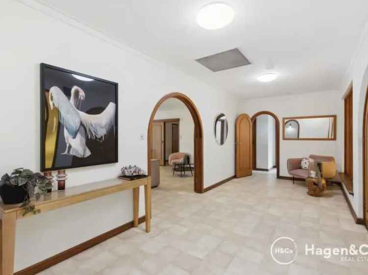 House For Sale in City of Stirling, Western Australia