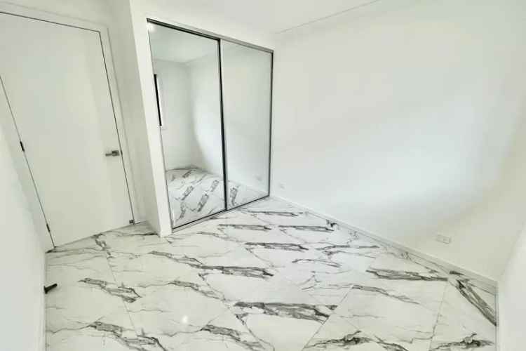 2 rooms house of 151 m² in Sydney