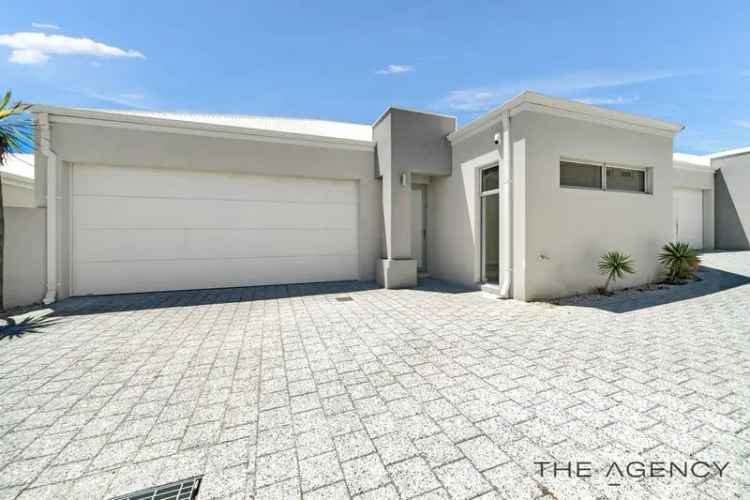 3 Bed 2 Bath Nollamara Villa - Modern Design, 2 Garages