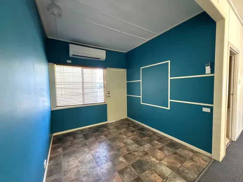 Affordable Family Living Buy House 176 Kingfisher Street