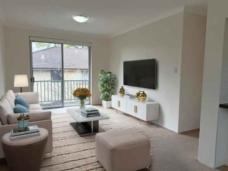 2 Room 187m² Apartment in Sydney Thornton Near Penrith Station