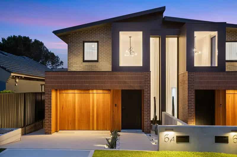Brand-New, Light-Filled Duplex in the Heart of Bexley North
