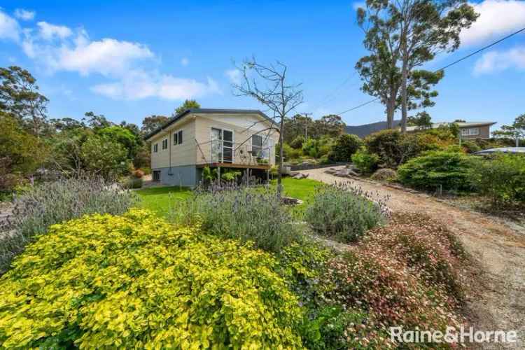 Villa For Rent in Hobart, Tasmania