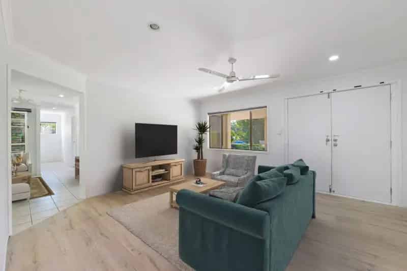 Buy rural property with family home and extras in Diddillibah