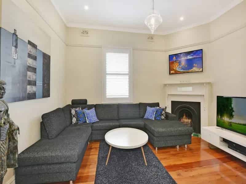 5 rooms house of 332 m² in Sydney