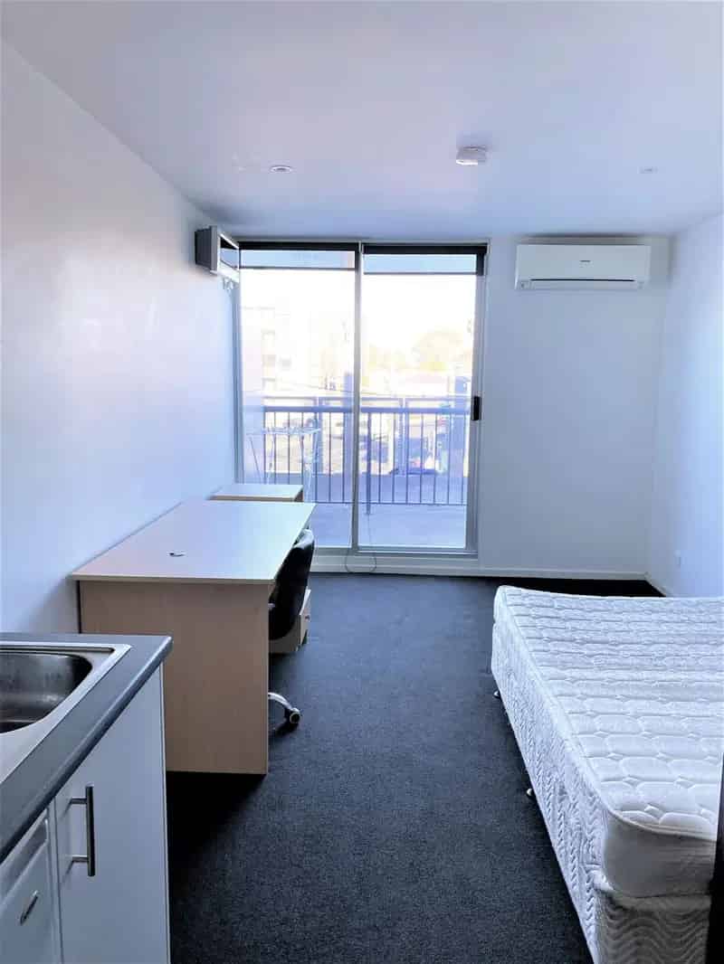 1 room apartment of 69 m² in Melbourne