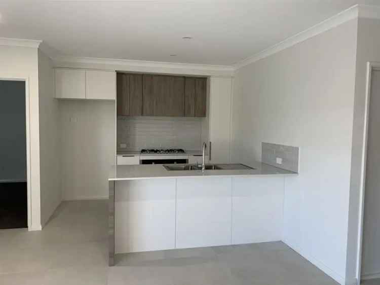 House For Rent in City of Cockburn, Western Australia