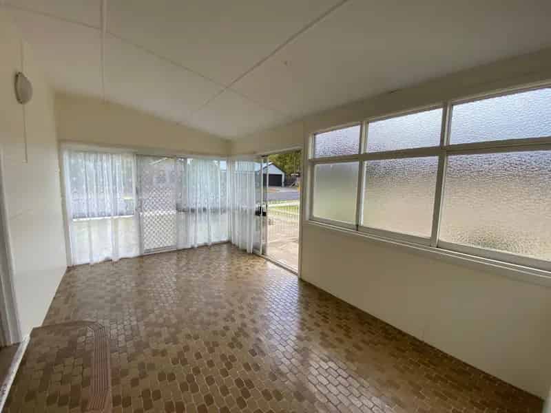 CBD Location - Cottage