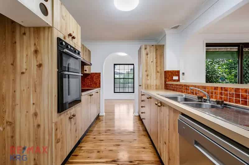 5 rooms house of 307 m² in Sydney