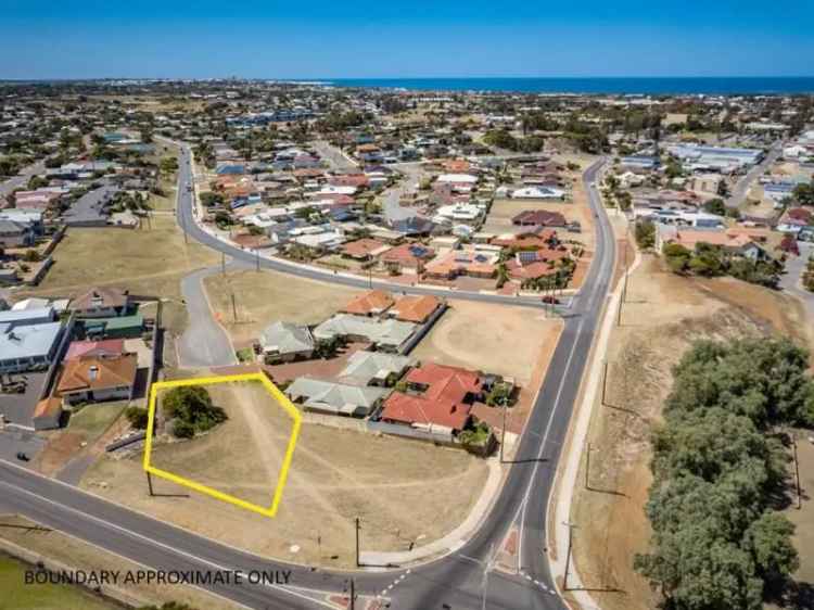 Land For Sale in Geraldton, Western Australia