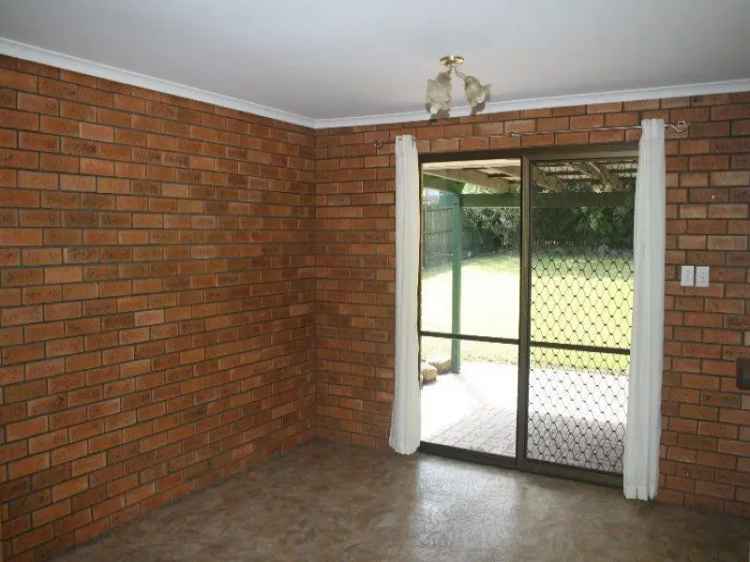 Real Estate For Lease - 16 Bennett Drive - Regents Park , QLD