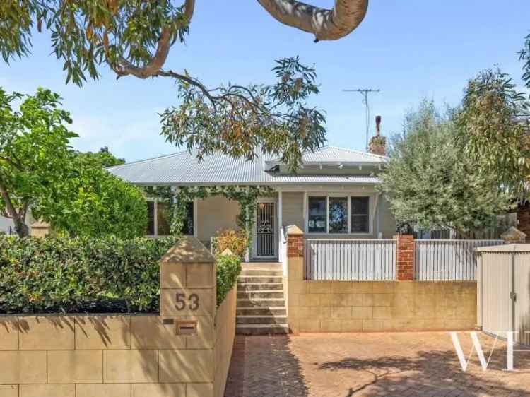 House For Sale in Fremantle, Western Australia