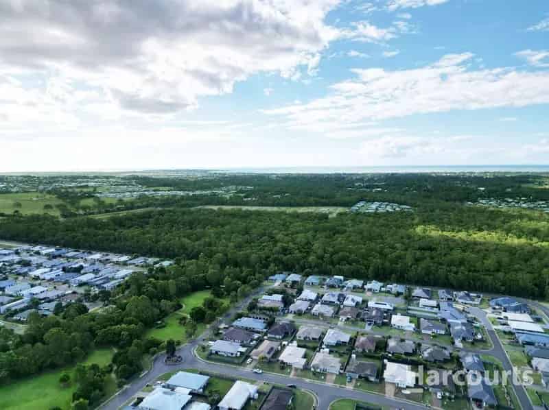 Modern 4-Bedroom Family Home in Sought-After Parklands Estate
