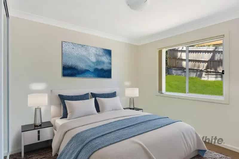 3 rooms house of 164 m² in Sydney