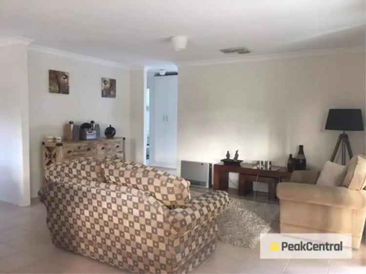 House For Rent in City of Cockburn, Western Australia