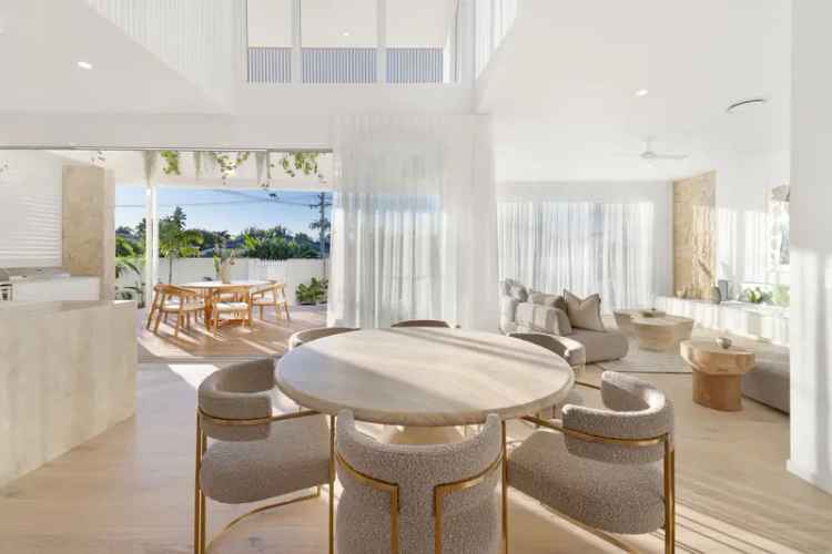 Modern Elegance Meets Iconic Burleigh Beach Lifestyle