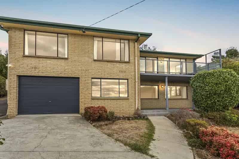 House For Sale - 88 Riverside Drive, Riverside TAS 7250