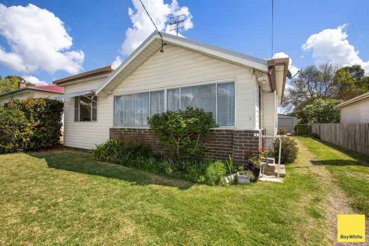 House For Sale in Armidale, New South Wales