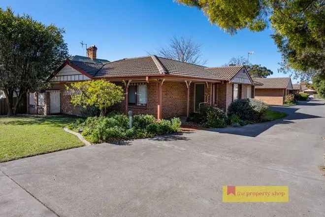 Mudgee CBD Lifestyle - Two Bedroom Low Maintenance Home