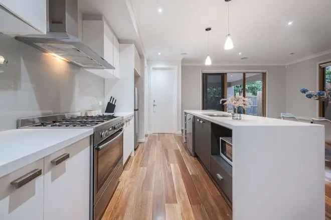 House For Sale in Melbourne, Victoria