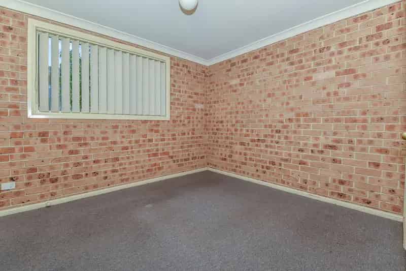 Real Estate For Lease - 4/5 Ward Street - Gosford , NSW
