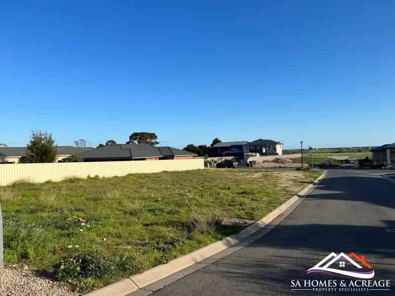 Serene lifestyle opportunity!