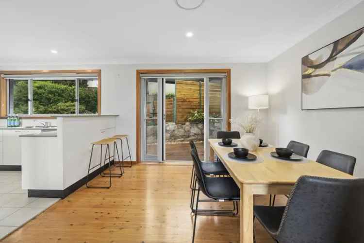 4 Bed Home Mount Colah - Private Studio - National Park Views