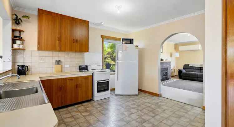 House For Sale in Somerset, Tasmania