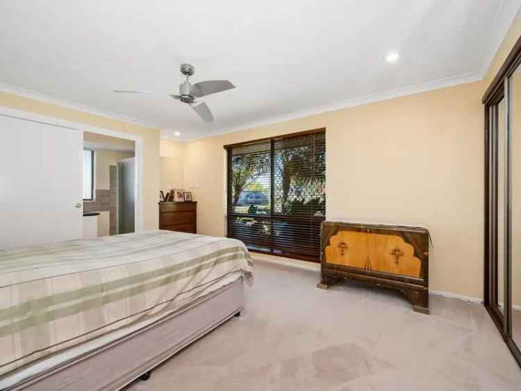 House For Sale in City of Cockburn, Western Australia