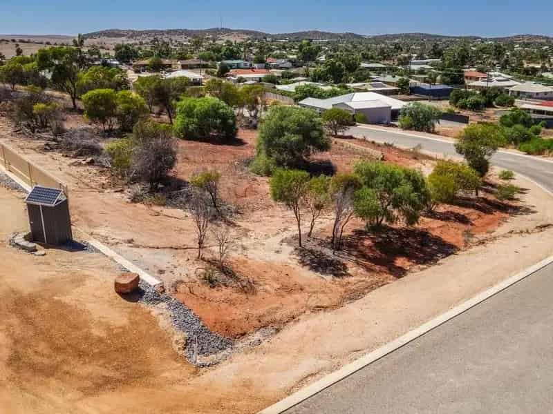 Buy Land in Northampton with Cleared Block Near Beaches and Amenities
