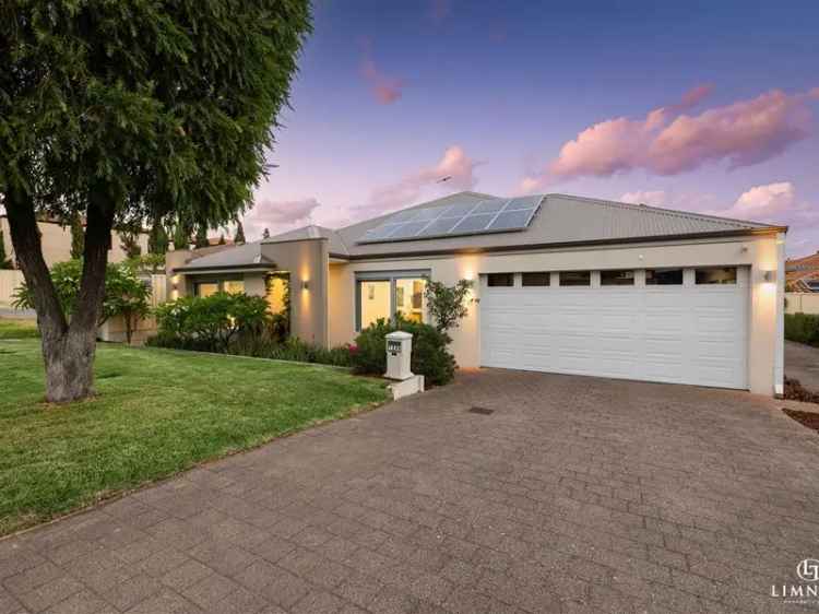 Luxury Street Front Home No Strata Fees Solar Panels