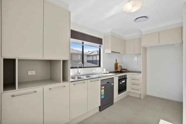 House For Sale in Shellharbour City Council, New South Wales