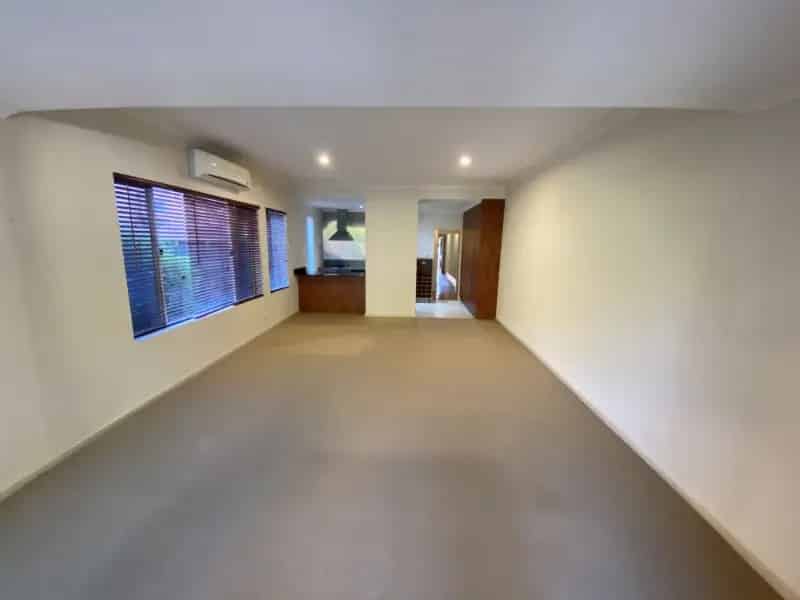 Charming Unit In Central Albury! A Must To Inspect!!