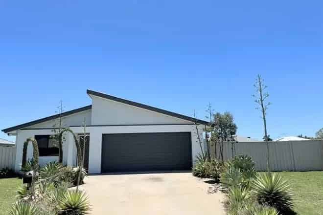 House For Sale , Central Highlands Regional, Queensland