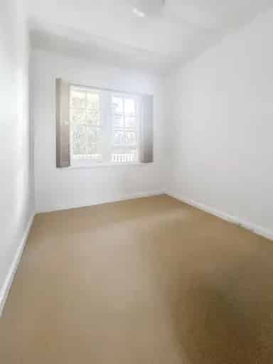 2 rooms apartment of 208 m² in Melbourne